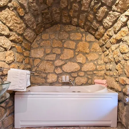 Kruzic Kuca Holiday home *
